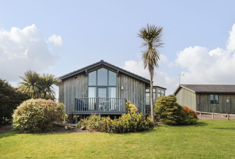 Sea View Lodge Thumbnail Image