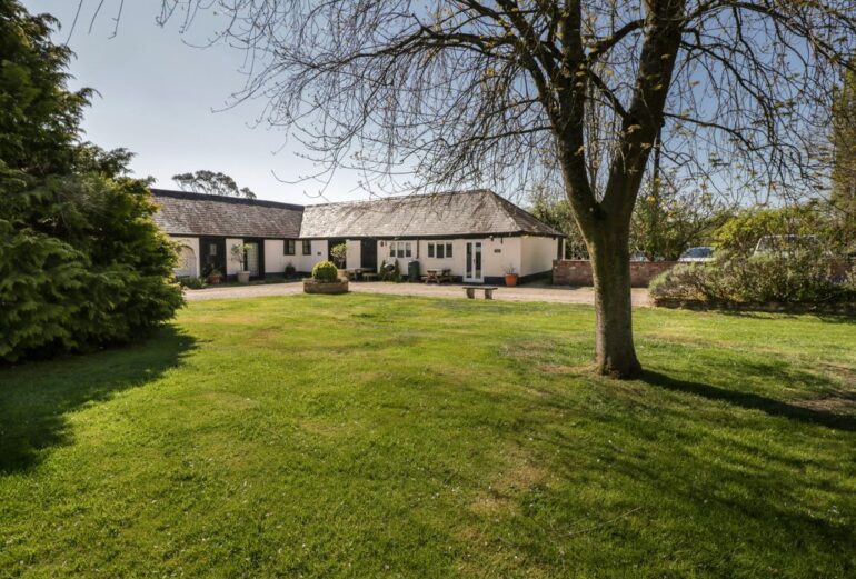 Orchard Cottage Thumbnail Image