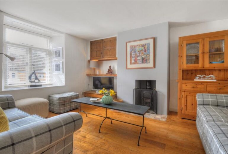Coombe Street Cottage Thumbnail Image