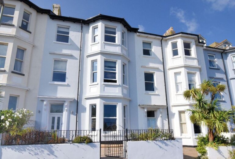 7 Seafield Road Thumbnail Image