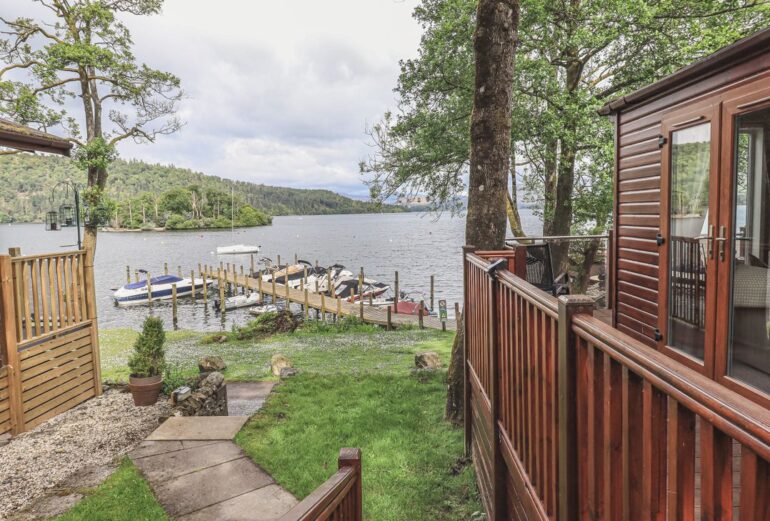 Shoreside Lodge Thumbnail Image