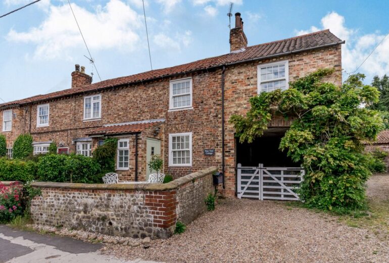 Pear Tree Cottage Thumbnail Image