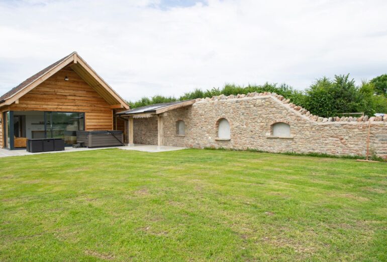 Owl Lodge Thumbnail Image