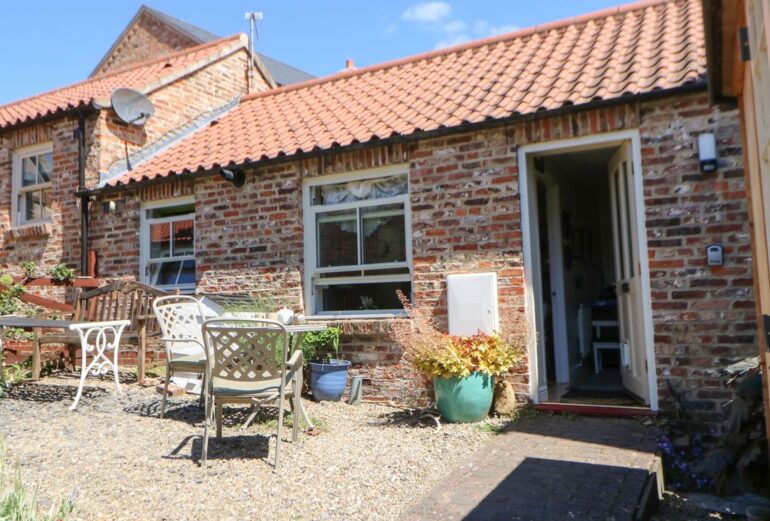 3 Westgate Mews Thumbnail Image