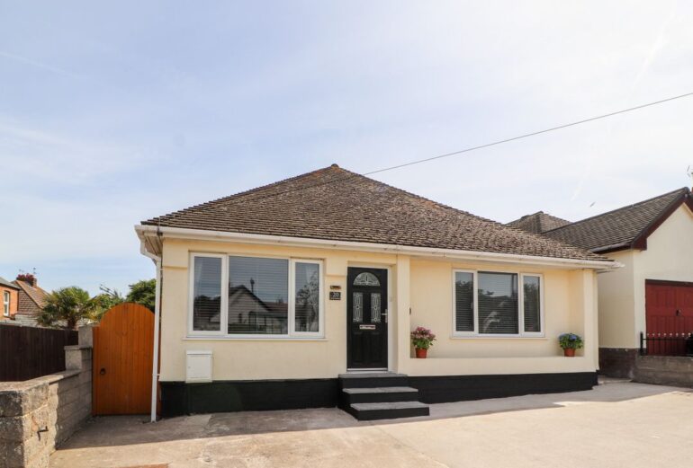 Sea Breeze Cottage Thumbnail Image