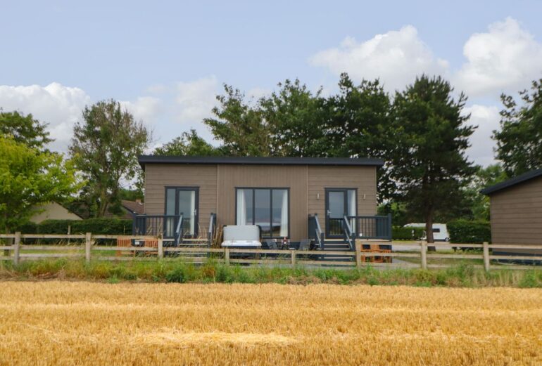 Bowes Hideaway Thumbnail Image