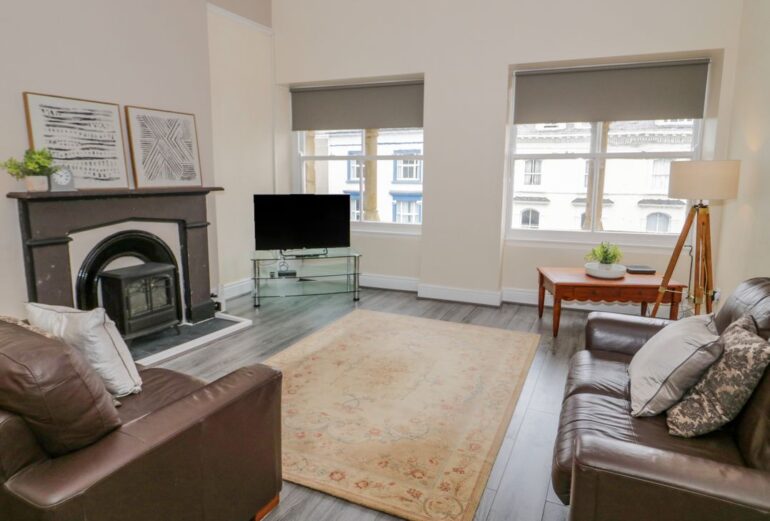Flat 1 Thumbnail Image