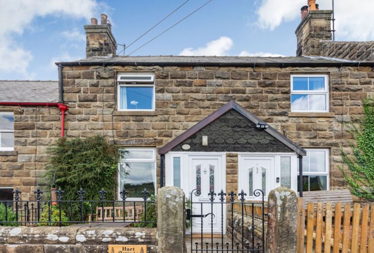 Hart Cottage Thumbnail Image