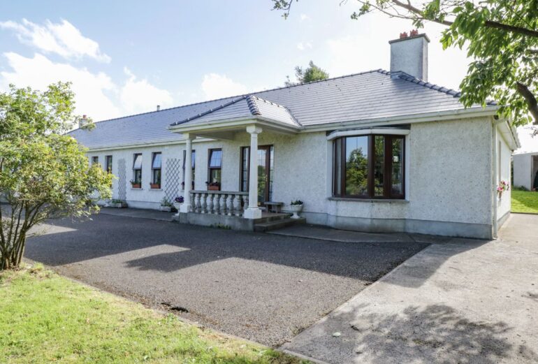 Belladrihid Cottage Thumbnail Image