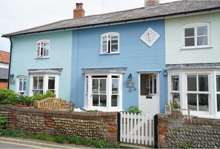 Sundial Cottage, Aldeburgh Thumbnail Image