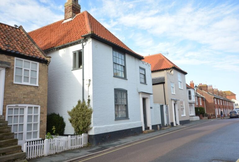 Gosfield Cottage, Aldeburgh Thumbnail Image
