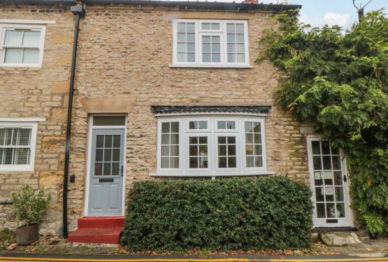 Robin Cottage Thumbnail Image